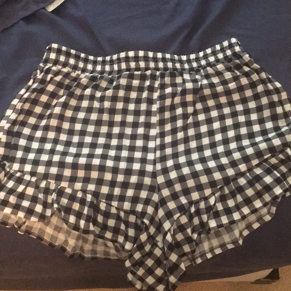 Never worn black and white plaid shorts -Forever21